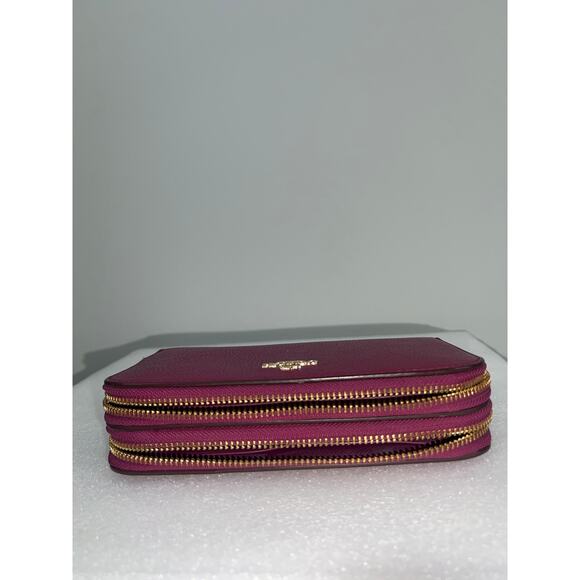 Coach Red & Black Wristlet Wallets Duo - Signature, Gold Details, 2x1 Deal! - Picture 11 of 14